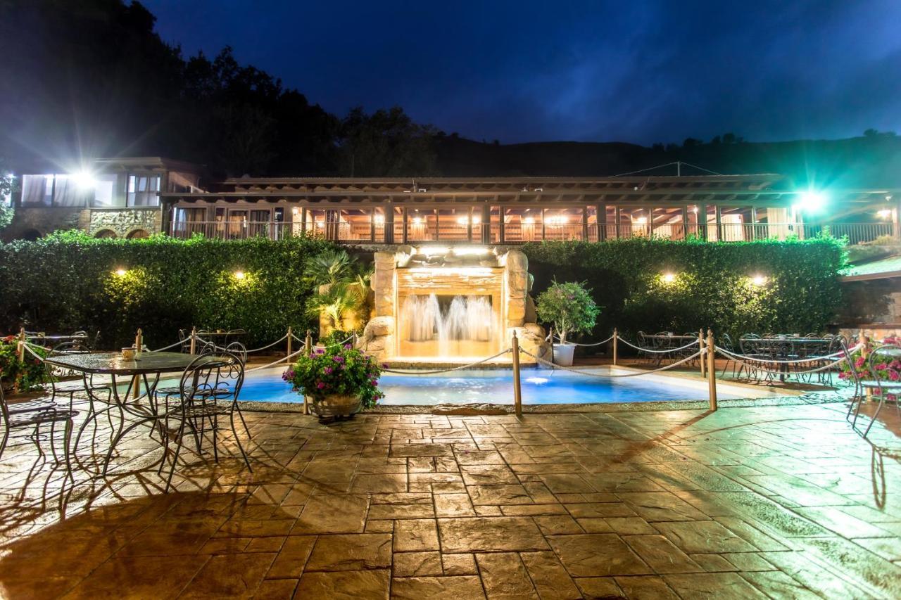 B & B Le Casette Sull'Albero Di Villa Alba Messina Eksteriør bilde
